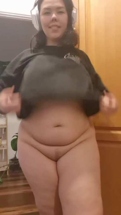 Can I be your chubby gamer gf? &amp;lt;3