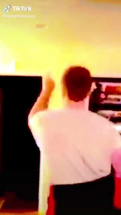 I don’t even know what this is I just saw it on tiktok