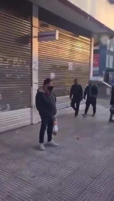 Lomas de zamora - Garbarino y Compumundo.