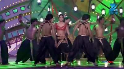 Katrina - Chikni Chameli Performance
