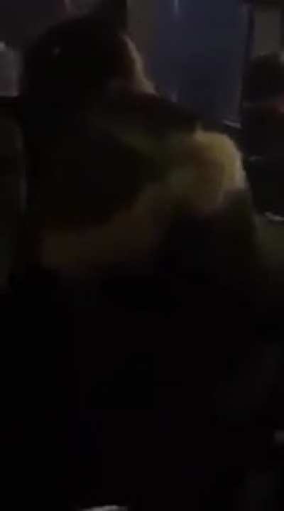 r/WAGTHROman pune la respect doua moderatoare de pe cioromania