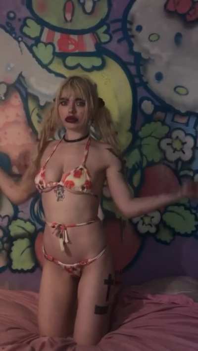 cherry cherry i like it scary