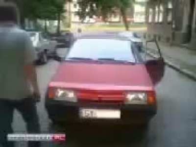 Lada hour