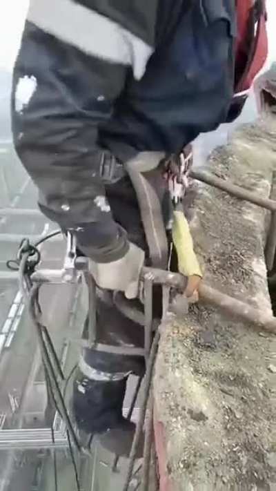 Техника безопасности