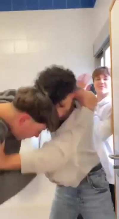 school fight in spain pt2 (muslim guy comes from the back)