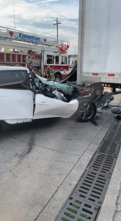 I&rsquo;m a truck driver that was hit while delivering to a gas station. Dude was like 17, didn&rsquo;t have a drivers license, and claimed he was only going 35.