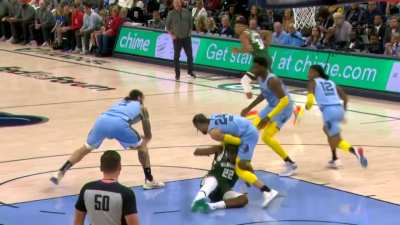 [Highlight] Khris Middleton grabs Dillon Brooks' leg in transition, assessed a Flagrant Penalty 1