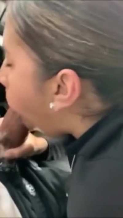 Wet Blowjob In Car After Dating