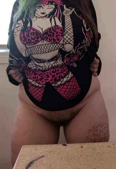Thick, flirty and lots of trouble 😈 could you handle it 😜