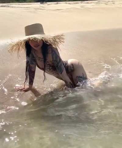 Beach babe