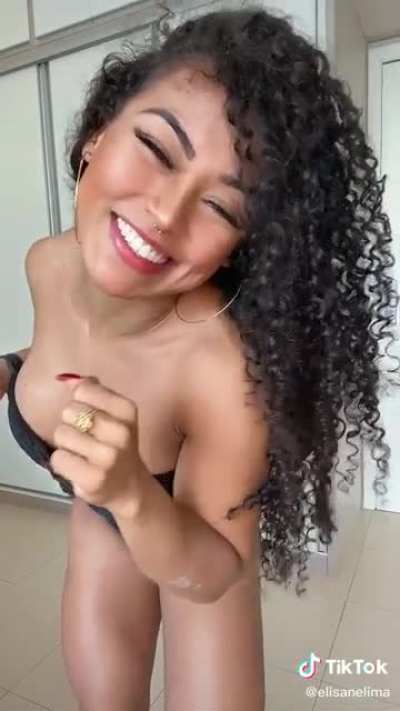 Elisane Lima (@elisanelima)