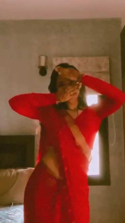 Girls in red saree is the hottest thing they can wear