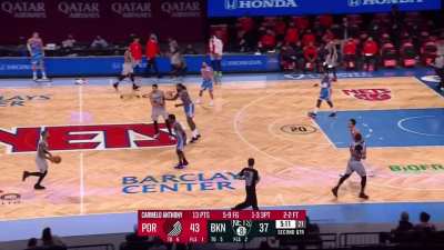 [Highlight] Melo turns back the clock with a put back slam