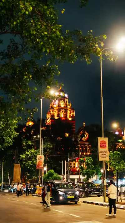 Took a walk in town on a Sunday evening.