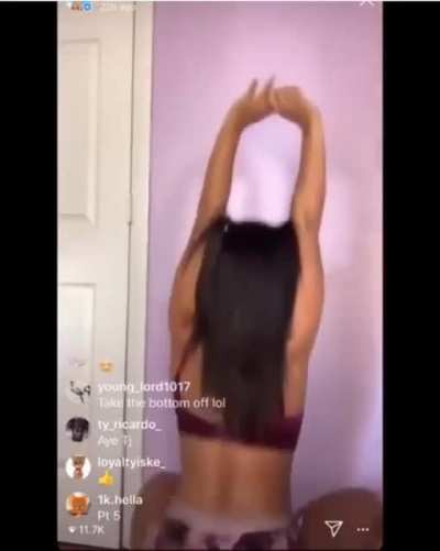 🍑👀