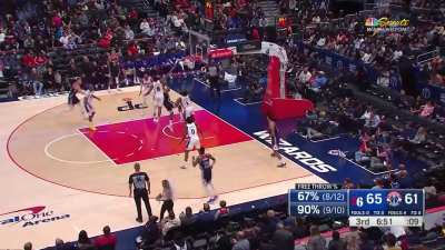 [Highlight] Beal drills the shot and gets a free throw too for good measure.