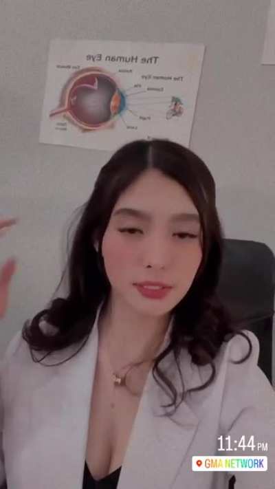 Analyn Barro