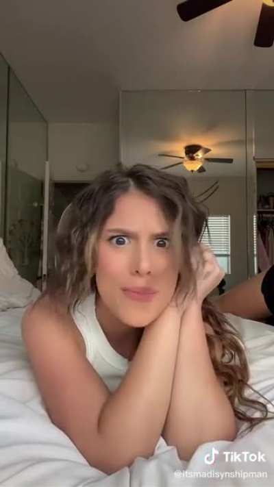 Maddie hot on bed