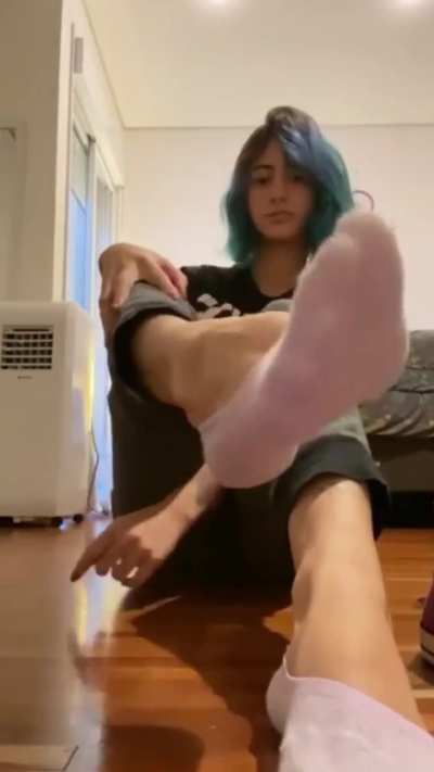 Emo girl feet