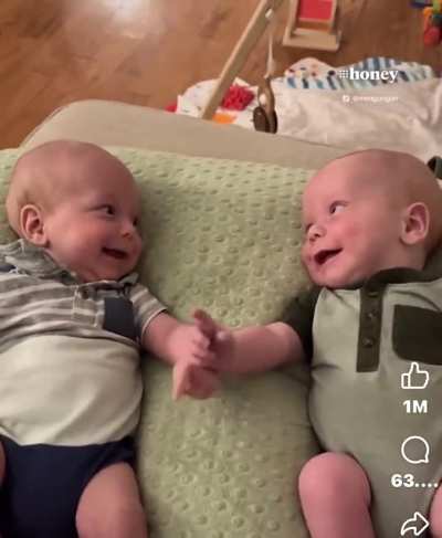 A new mom managed to capture a cute moment when her twins discover each other for the first time