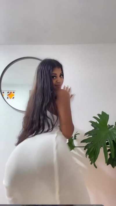 Dress twerk