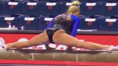 Florida&rsquo;s Alyssa Baumann 🇺🇸 🤸&zwj;♀️