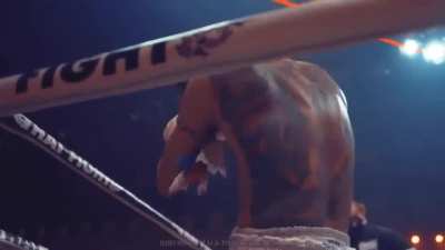 Muay Thai Elbow cutting like a knife