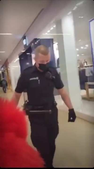 Popular Canadian anti-vaxxer gets taken down by cops for trespassing at Canada's largest mall