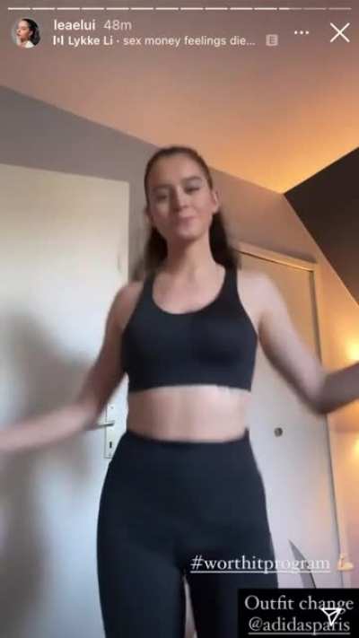 Cameltoe - insta🤤