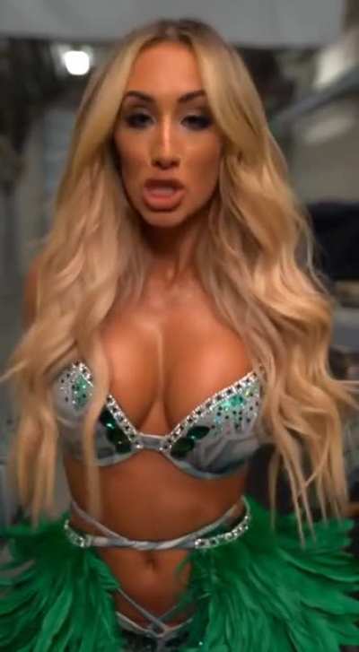 WWE's sexy barbie