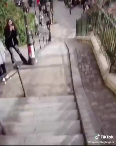 I can&rsquo;t even go down the stairs normally.