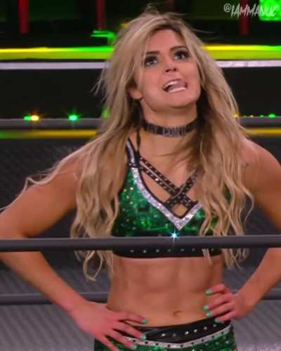 Tay Conti abs 🥵