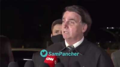 Bolsonaro confessou ao vivo na CNN que policiais o avisaram sobre opera&ccedil;&otilde;es contra o filho dele