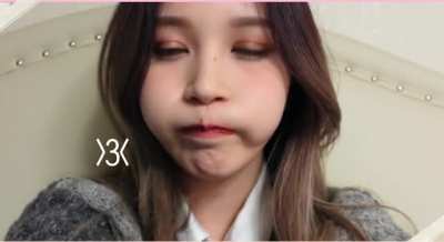 210323 Mina puff &amp;gt;3&amp;lt;