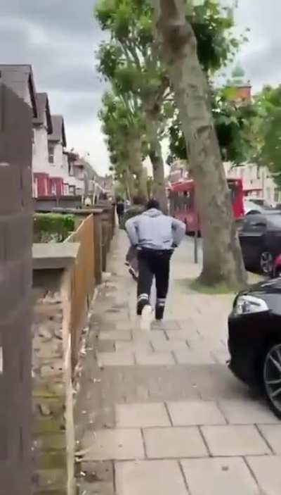 Madness in crinklewood earlier as a van driver gets attacked for knocking a guy off his bike