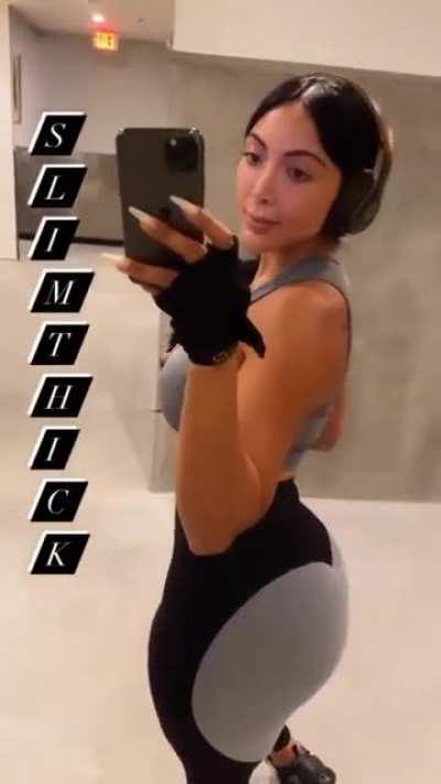 The Queen &amp;amp; her Booty 🤤🤤🤤🤤🤤
