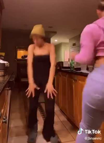 New Janae vid 4