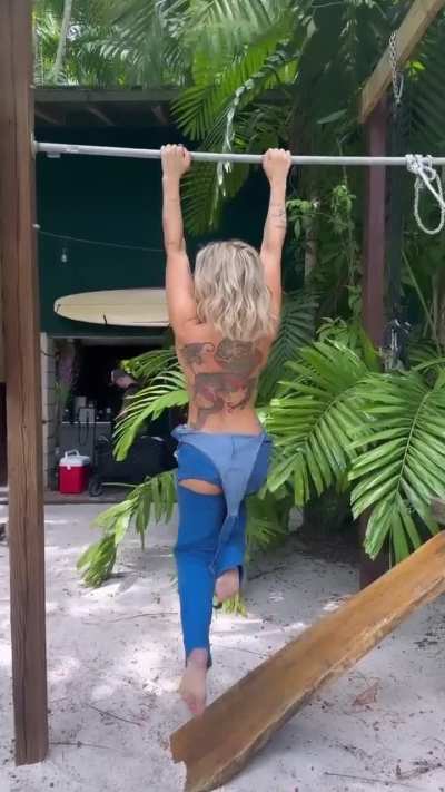 Paige VanZant 