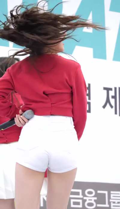 Momoland Nancy