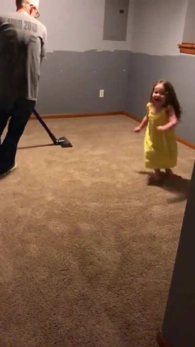 When dad thinks you&rsquo;ll actually clean your room. #contagiouslaughter