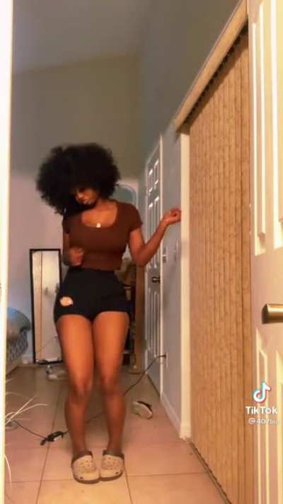 Has a body that the Kardashians pay thousands of dollars for