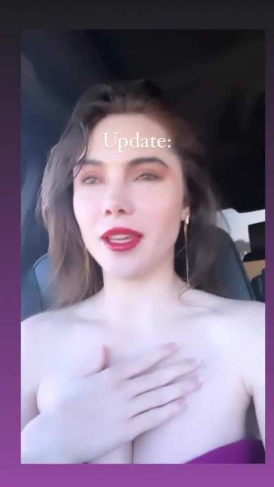 &ldquo;Update&rdquo; regarding her mom&rsquo;s dress