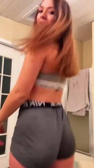 She pretty bad