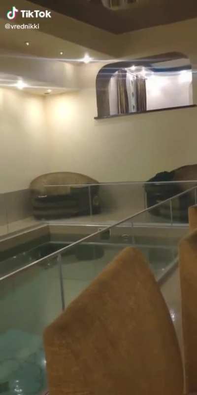 How to dive in a pool