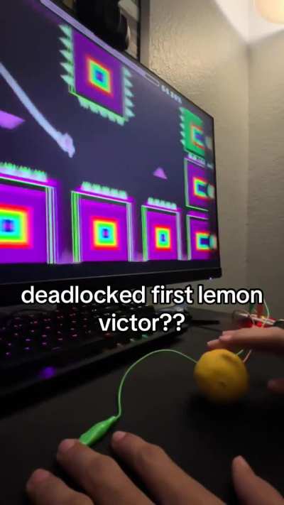 Was doomscrolling in tiktok when saw that this guy beaten Deadlocked on a LEMON