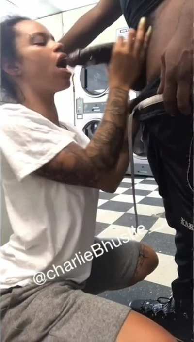 "CBH GIVING QUICKY" 😍😈 #Get# Full Vids folder in comments 👌🏾👇🏾