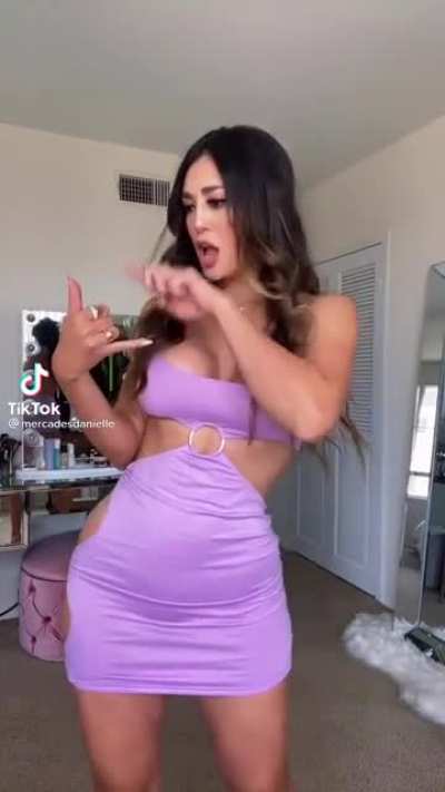 @mercadesdanielle
