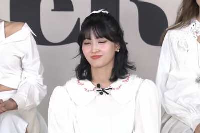 Adorable Momo