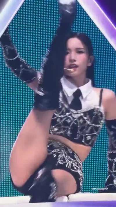 230706 Mina