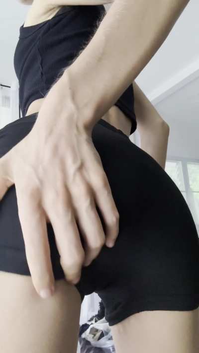 I bet you want to taste my juicy panty winds so badly